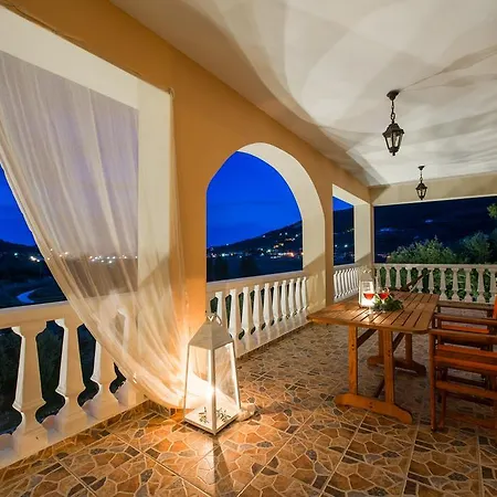Gerovasis With Sea View Apartment